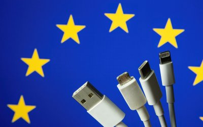 UE accordo per il caricabatterie uguale per tutti i device