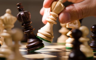 La Giornata internazionale degli scacchi tra strategia e arte
