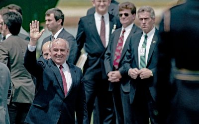 Gorbaciov. L’Occidente lo piange, la Russia resta indifferente
