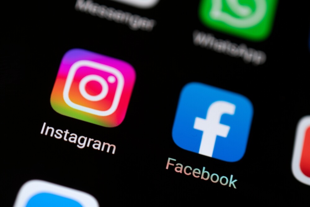 loghi facebook e instagram di meta, l'azienda è stata accusata dalla beuc di violare le leggi sulla privacy con i suoi nuovi abbonamenti