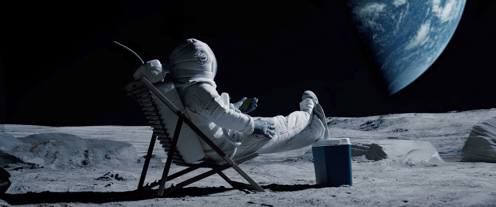 astronauta nello spazio sulla luna come al mare con vista sulla terra