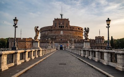 “Mastroianni. Ieri, Oggi, Sempre”, la mostra per il centenario della star del cinema a Roma