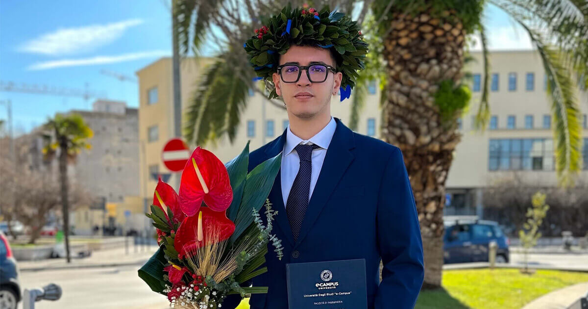 giovanni lovino laureato in ingegneria informatica università ecampus
