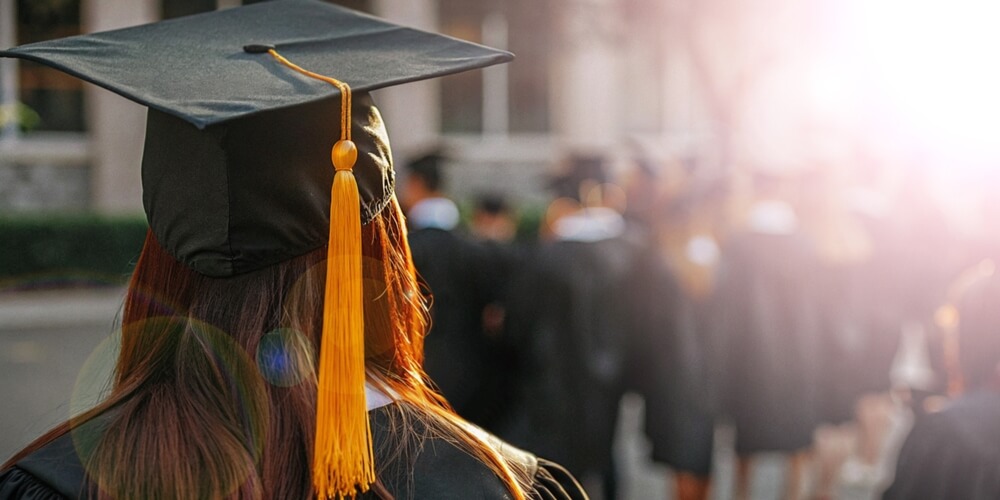 Cos’è una laurea a ciclo unico? Pro e contro di questo percorso formativo