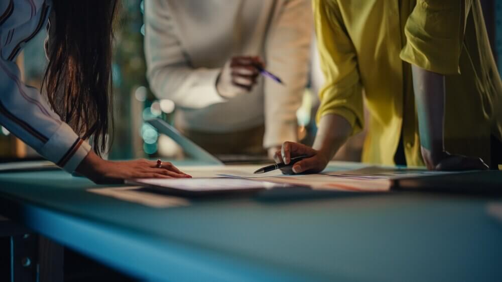 shutterstock_2248549291 rappresentazione documentari digital marketing