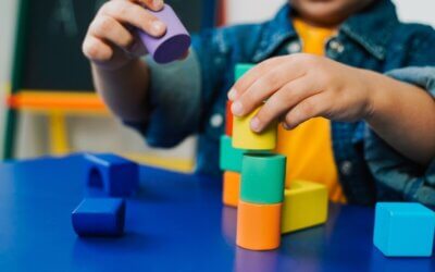 Jean Piaget: lo studioso che trasformò la comprensione dello sviluppo cognitivo