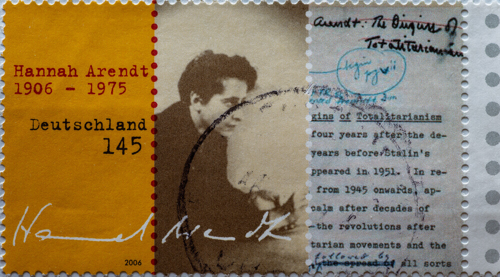 francobollo hannah arendt