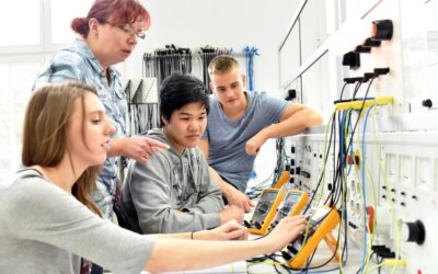 Master di I livello L’insegnamento di scienze e tecnologie elettriche ed elettroniche nelle scuole secondarie di II grado (CDC A-40)