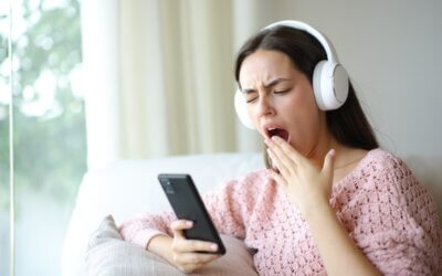 La sindrome di chi non ama la musica: quando le canzoni lasciano indifferenti
