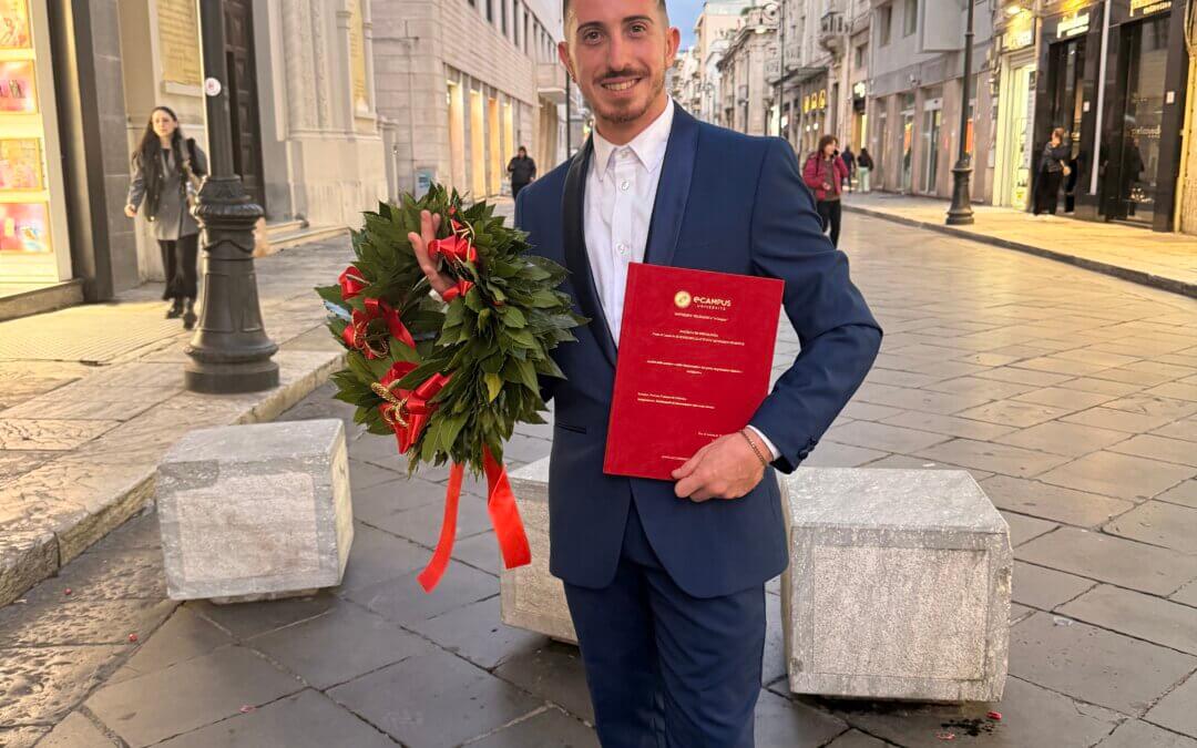 La testimonianza di Vincenzo: «Ho sperimentato la vera frustrazione dello studente: eCampus non regala nulla»